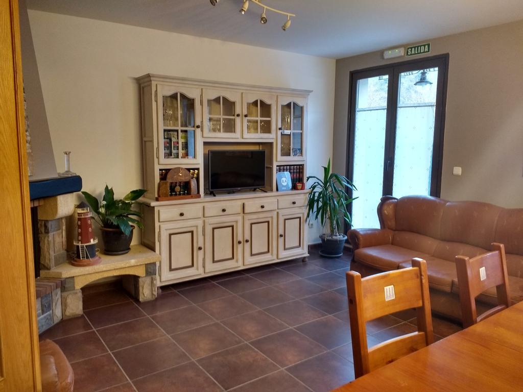 Casa Tau ξενώνας Larrasoana Εξωτερικό φωτογραφία