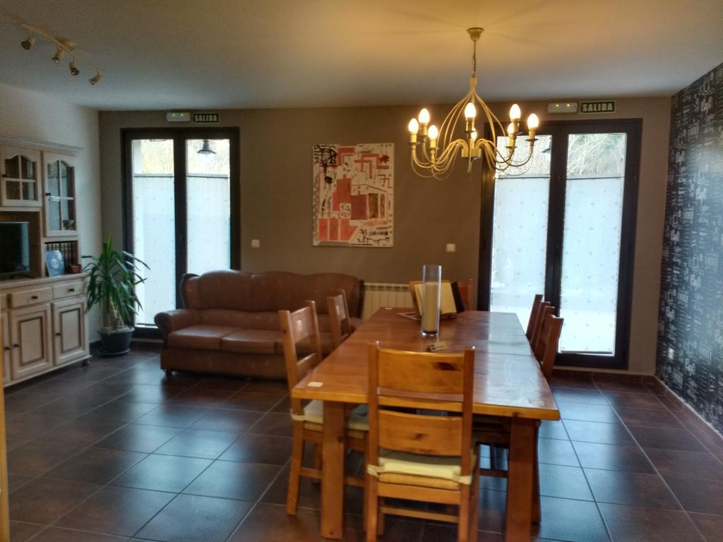 Casa Tau ξενώνας Larrasoana Εξωτερικό φωτογραφία