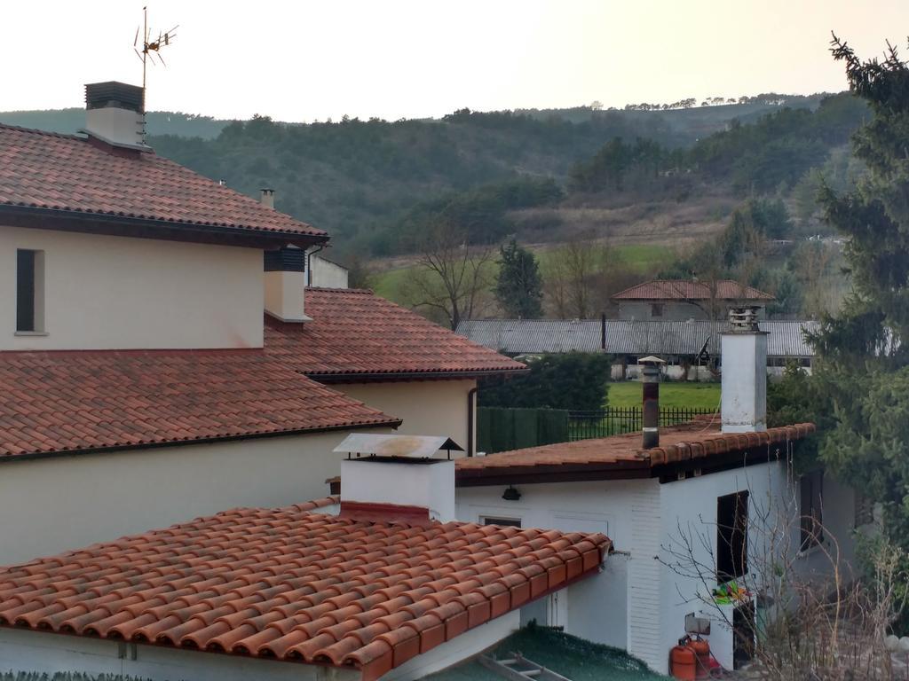 Casa Tau ξενώνας Larrasoana Εξωτερικό φωτογραφία