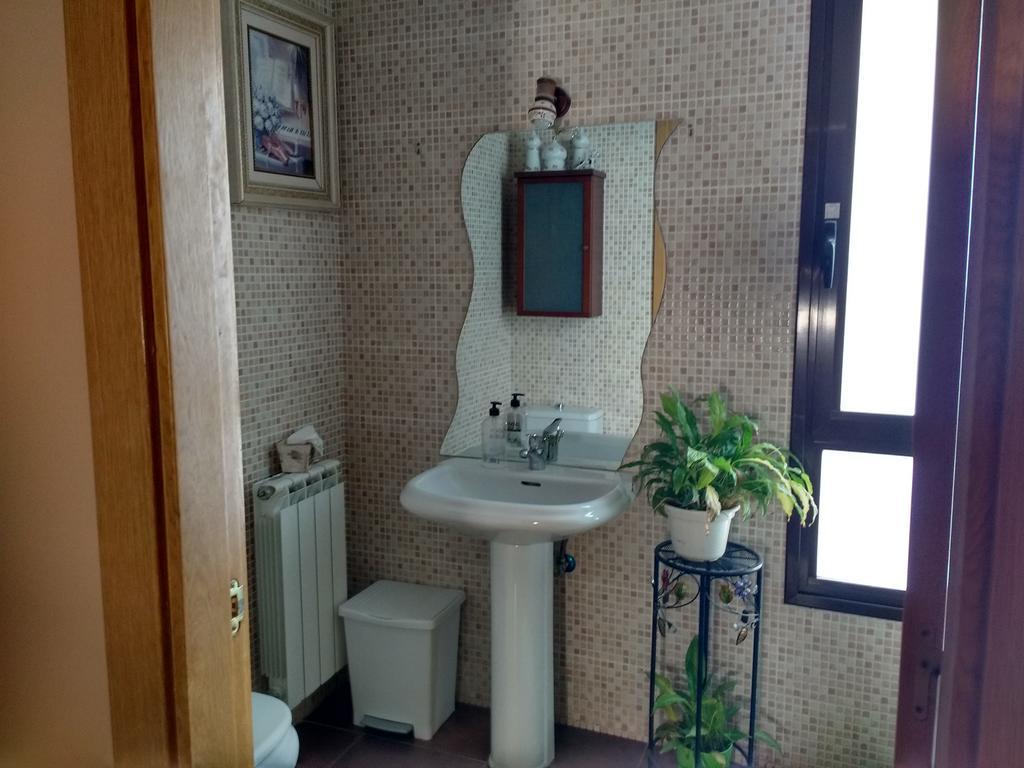 Casa Tau ξενώνας Larrasoana Εξωτερικό φωτογραφία